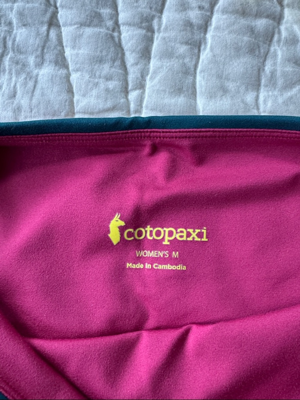 cotopaxi Magenta/Maroon High-Waist Bike Shorts with Side Pockets - Picture 3 of 4